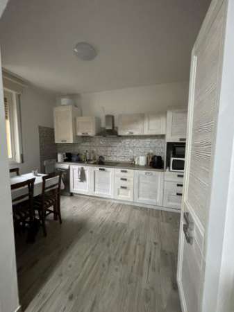 Foto APPARTAMENTO INDIPENDENTE di 2 vani e di 45 mq (PAVIA) rif. MAGENTA500