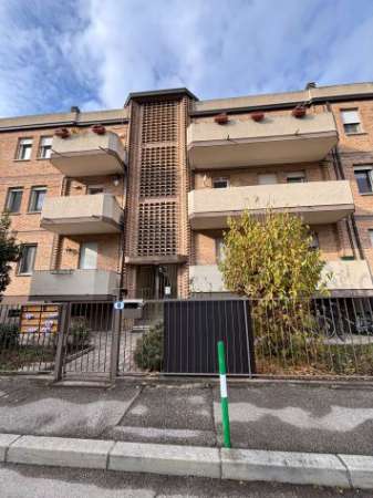 Foto APPARTAMENTO LIBERO DAL 1 DI MARZO CON CONTRATTO DI NATURA TRANSITORIA PER STUD