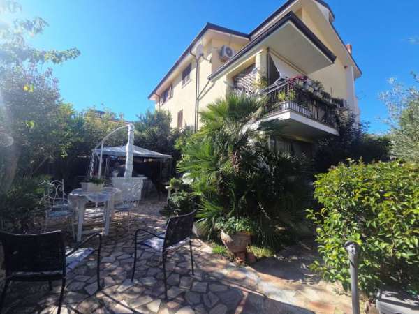 Foto Appartamento Mendicino