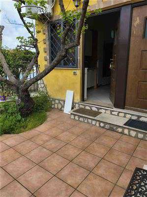 Foto Appartamento residenziale buono/abitabile Ostia Antica