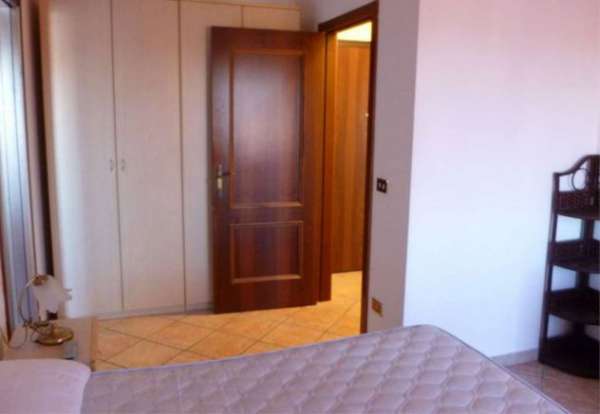 Foto Appartamento ristrutturato e arredato