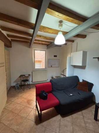 Foto Appartamento trilocale in via S.Stefano