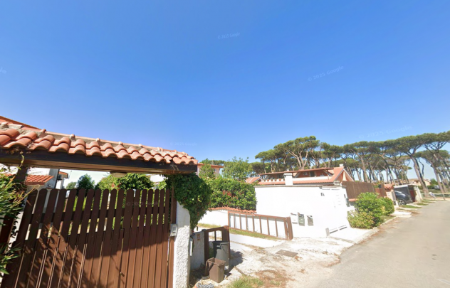 Foto ARDEA TRILOCALE CON GIARDINO E POSTO AUTO