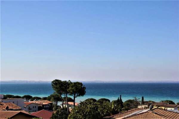 Foto Attico - Mansarda in Affitto a Lazise Lazise