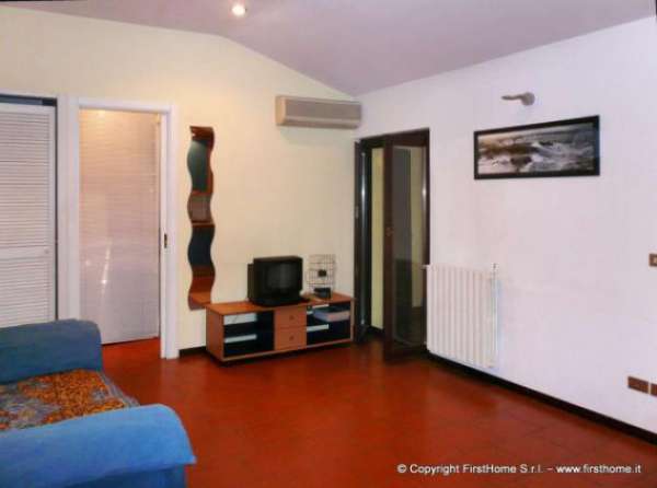 Foto Attico / Mansarda di 40 m con 1 locale in affitto a Milano