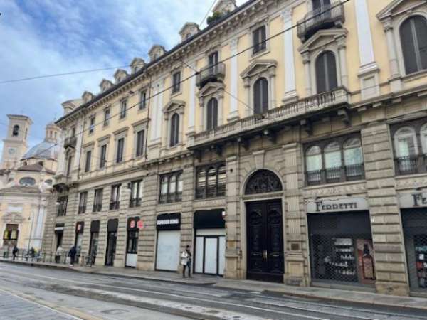 Foto Attico / Mansarda di 55 m con 1 locale in affitto a Torino