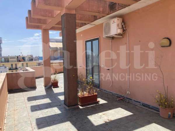 Foto Attico in affitto a Brindisi