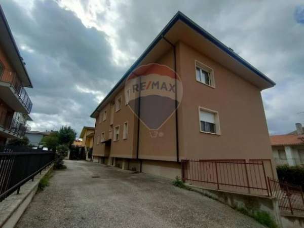 Foto Attico in affitto a L'Aquila - 2 locali 100mq