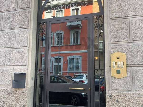 Foto Attico in affitto a Milano