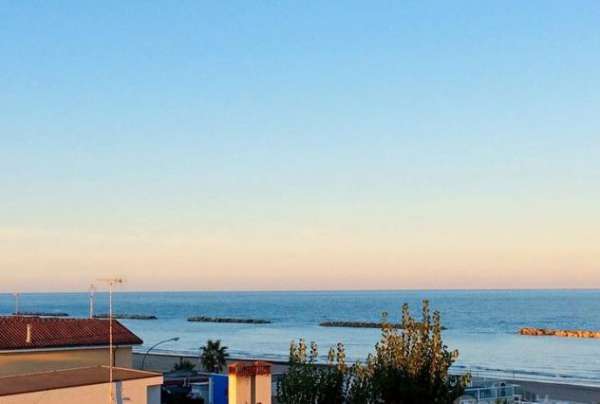 Foto Attico in affitto a Porto San Giorgio a 30 m dalla spiaggia 7 posti