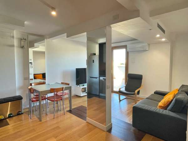 Foto Attico in affitto a Roma