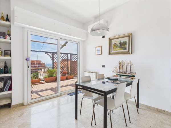 Foto Attico in affitto a Roma