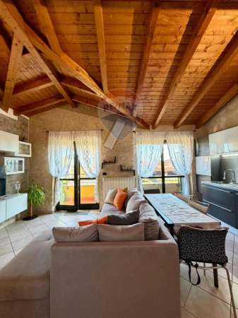 Foto Attico in affitto a Somma Lombardo