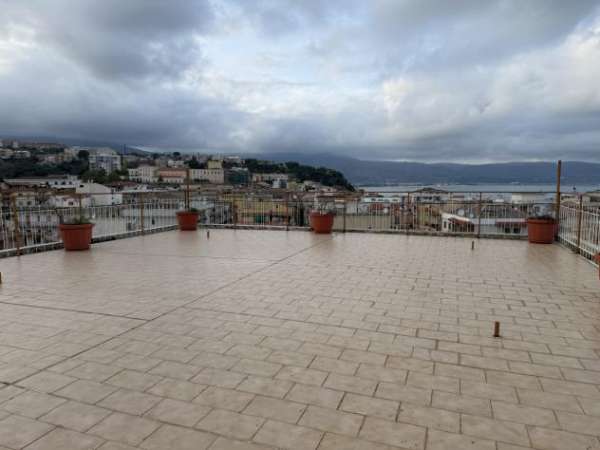 Foto Attico in affitto a Soverato