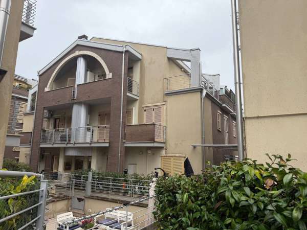 Foto Attico in affitto a Terni