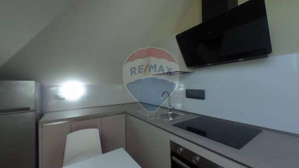 Foto Attico in affitto a Torino