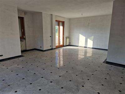 Foto Attico/mansarda in buono stato di 120 mq. a Marina Di Carrara