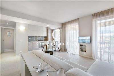 Foto Attico/mansarda in buono stato di 120 mq. a Vittoria Apuana