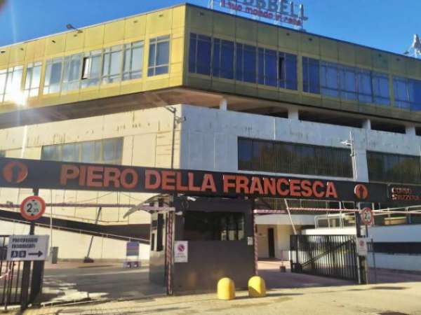Foto Attivit  / Licenza di 1120 m con 2 locali in affitto a Torino
