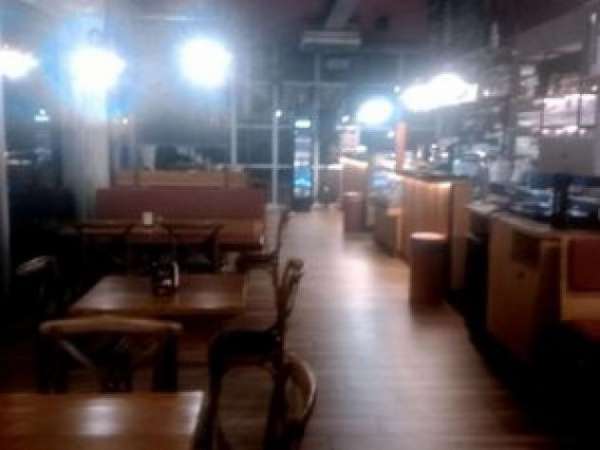 Foto Attivit  / Licenza di 300 m con 3 locali in affitto a Modena