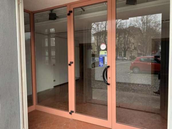 Foto Attivit  / Licenza di 50 m in affitto a Carpi