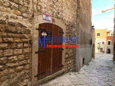 Foto Attività commerciale in affitto a Bisceglie Centro storico