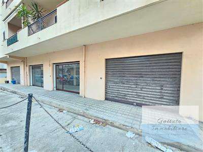 Foto Attività commerciale in affitto a Reggio di Calabria GEBBIONE