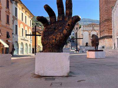 Foto Attività commerciale in buono stato di 80 mq.