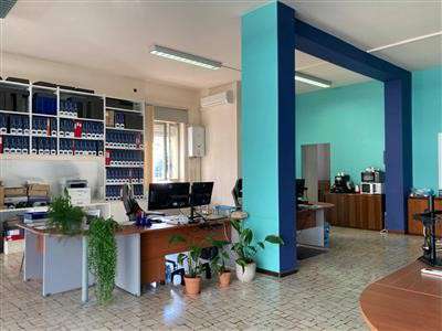 Foto Attivit commerciale Altro in Affitto