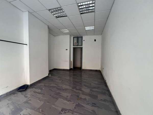 Foto Attivit  commerciale in Affitto in zona CENTRO