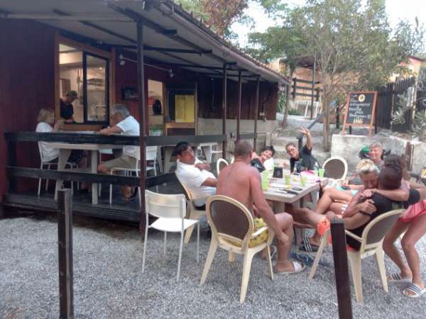 Foto BAR con CUCINA interno a Campeggio - Ponente Genova