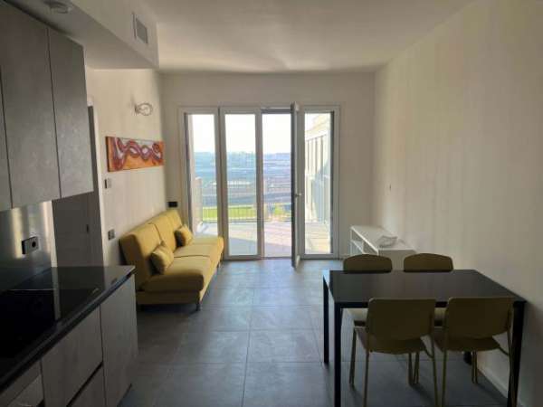 Foto Bianca Ceva 4 - Trilocale con garage e terrazzo