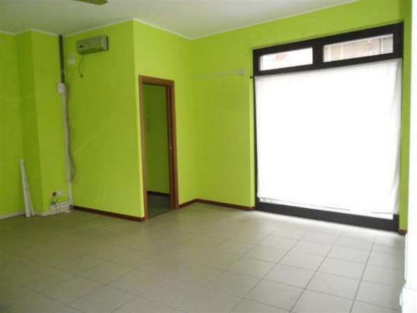 Foto Biassono centro negozio o ufficio