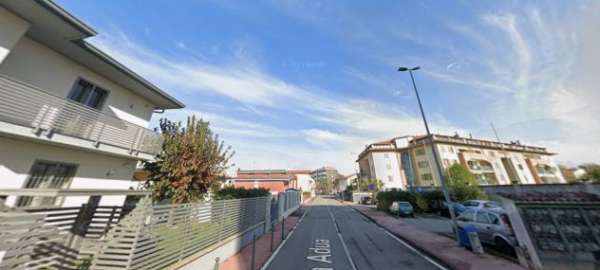 Foto Bilo con cantina 55mq