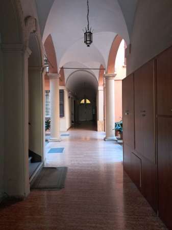 Foto Bilocale + soppalco in centro storico