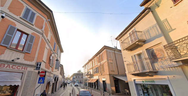 Foto Bilocale a 10 min a piedi da MM2 a 700 euro