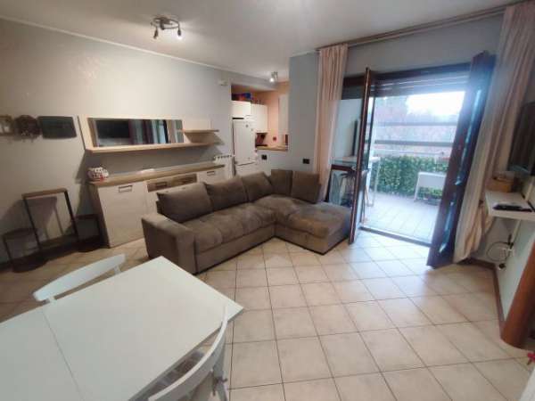 Foto Bilocale a Valleambrosia (Rozzano)