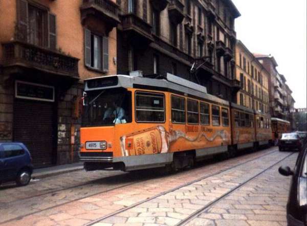Foto BILOCALE ALLE PORTE DI MILANO CON BALCONE E CANTINA A 580 EURO