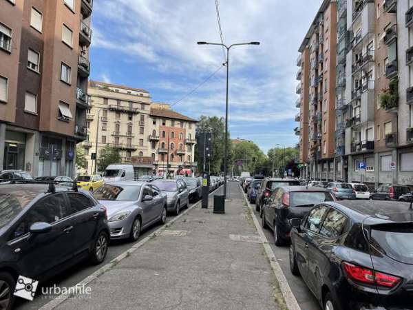 Foto Bilocale alle porte di Milano con garage e cantina