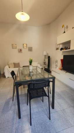 Foto Bilocale arredato 1100�/mese con spese incluse