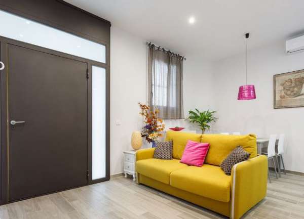 Foto Bilocale arredato Firenze 50m