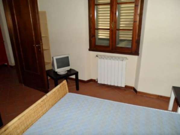 Foto Bilocale arredato nel centro storico a Prato