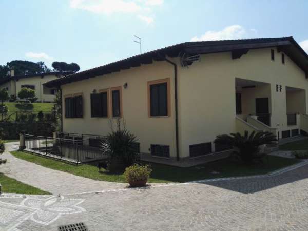 Foto bilocale Castel di leva Cecchignola Eur