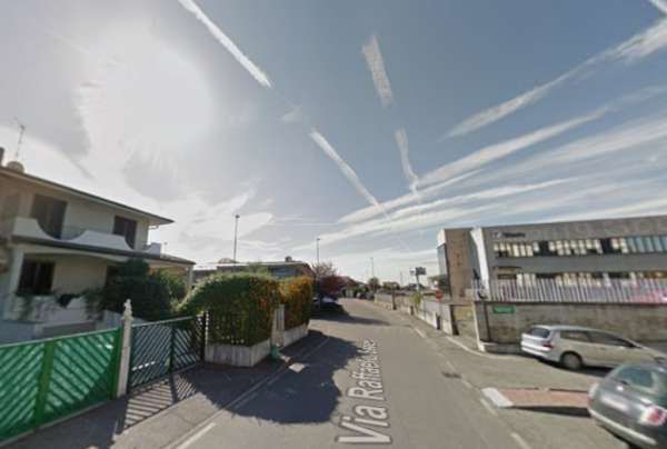 Foto Bilocale con balcone e garage Trezzano Rosa libero subito!