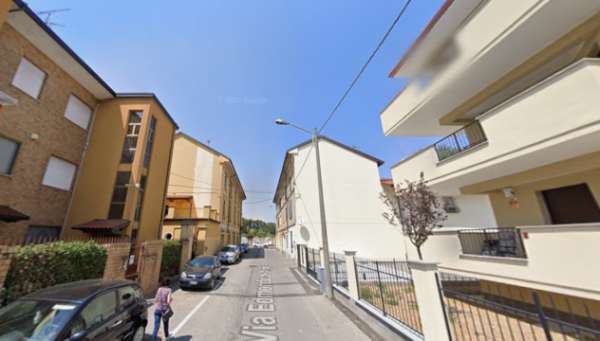 Foto bilocale con balcone libero subito