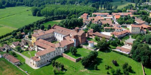 Foto Bilocale con giardino e garage privati visionabile subito