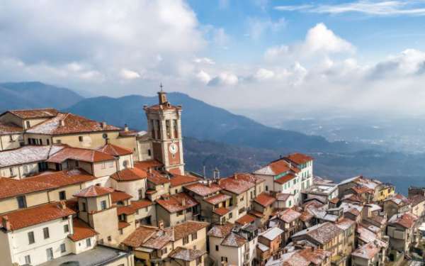 Foto Bilocale con posto auto alle in provincia di Varese