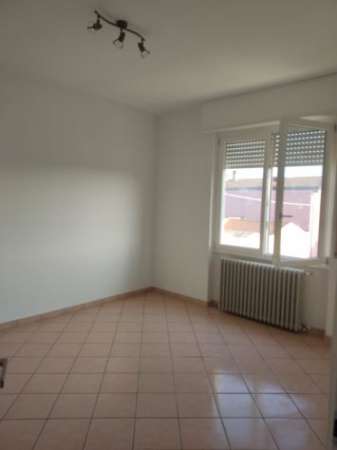 Foto BILOCALE con POSTO AUTO e CANTINA