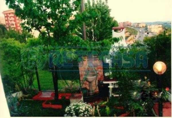 Foto Bilocale in affitto a Ancona