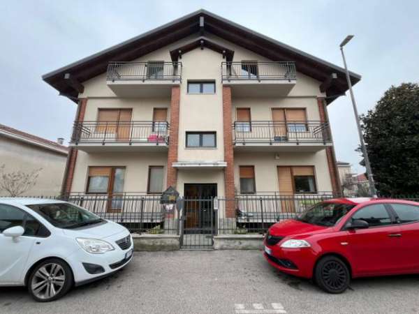 Foto Bilocale in affitto a Beinasco